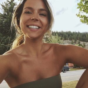 Meet your Posher, Jocelyn